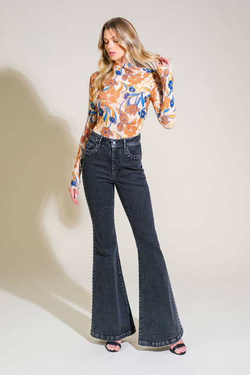 effortless-ensemble-denim-pants Flying Tomato-Sophia's Style-4